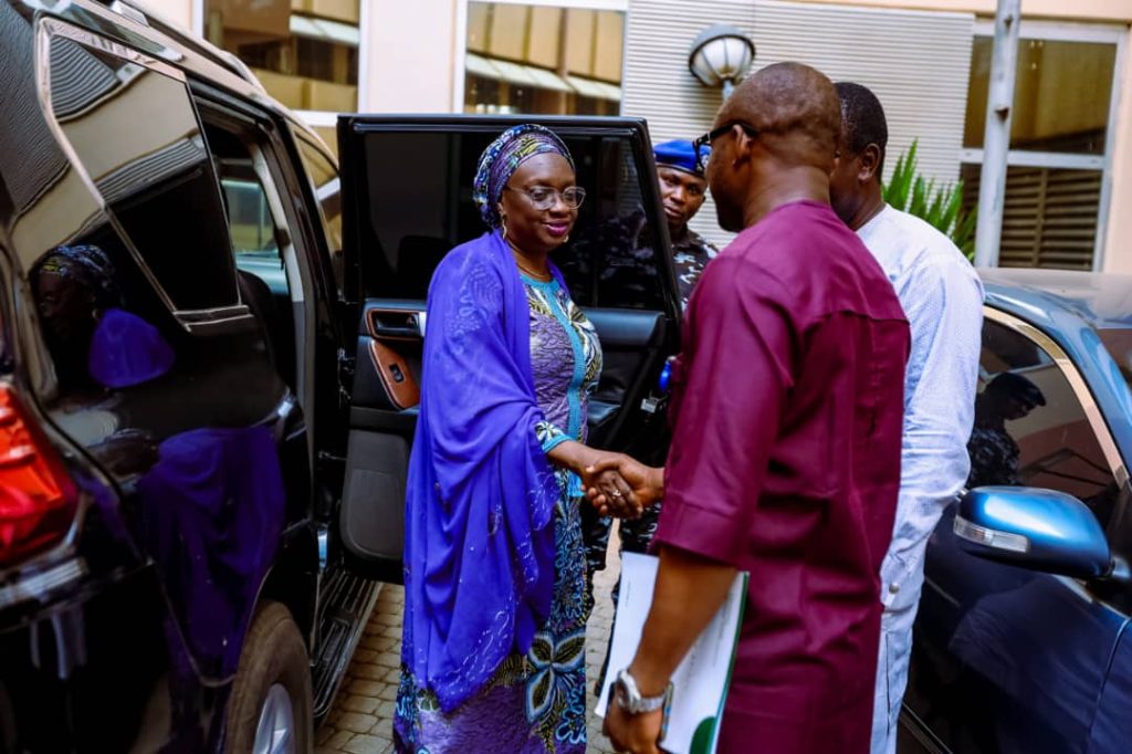 CYMS PRESENTED OGUN STATE DEPUTY GOVERNOR TO MINISTRY OF SPECIAL DUTIES.