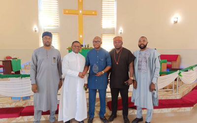 CYMS DG, Chief Obinna Nwaka, receives Distinguish Golden Merit Award from Christ Anglican Church Nyanya