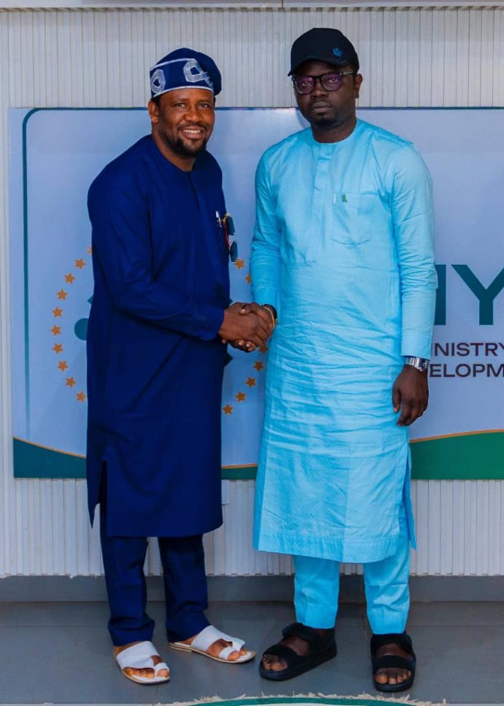 Minister Olawande received Hon Shekwolo, pledged his support for his election and to chair CYMS dinner in his honor.